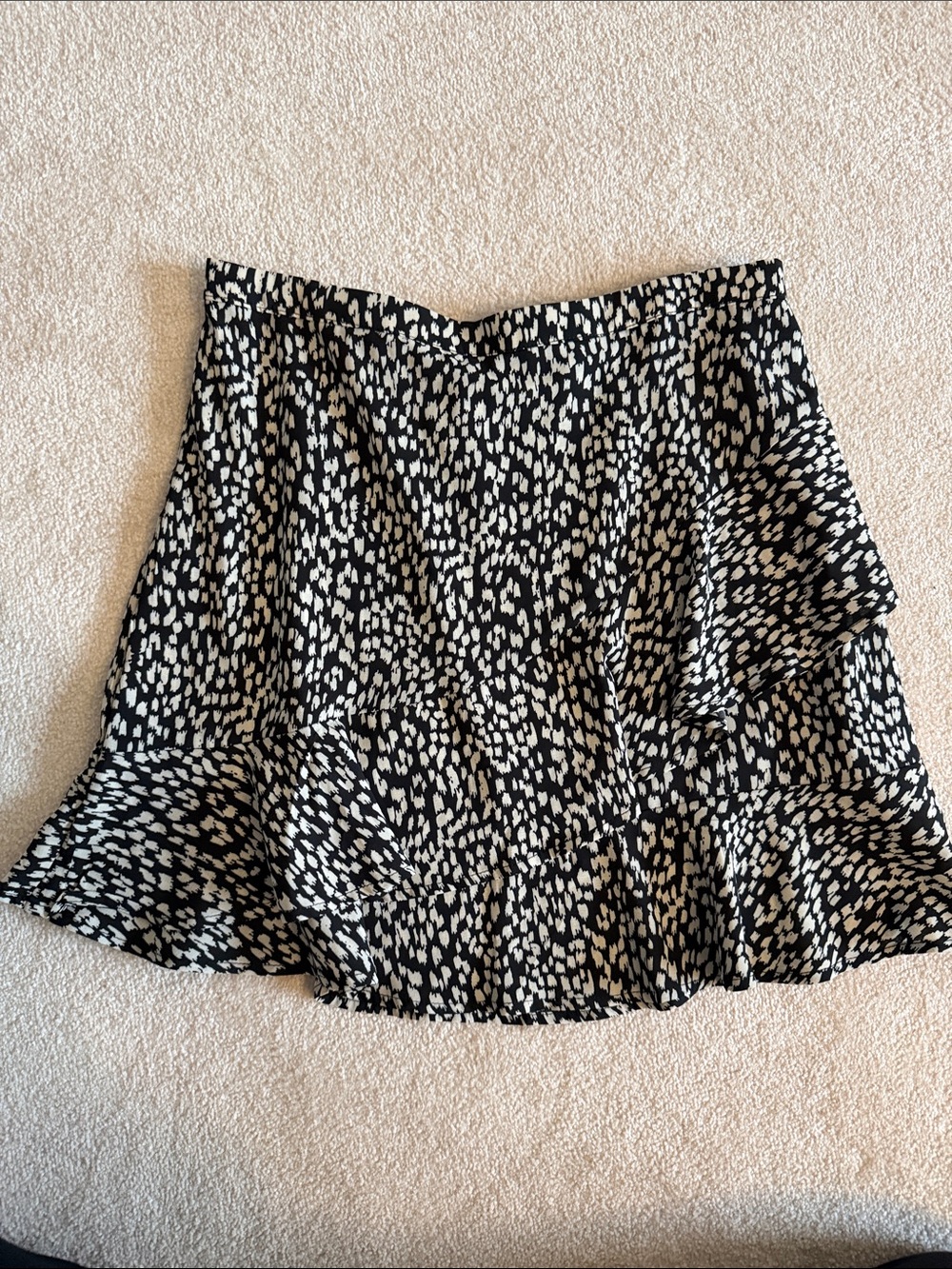 JODIFL Black & White Printed Ruffle Hem Skirt